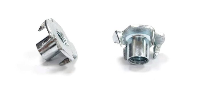 Гайки врезные (усовые) DIN 1624